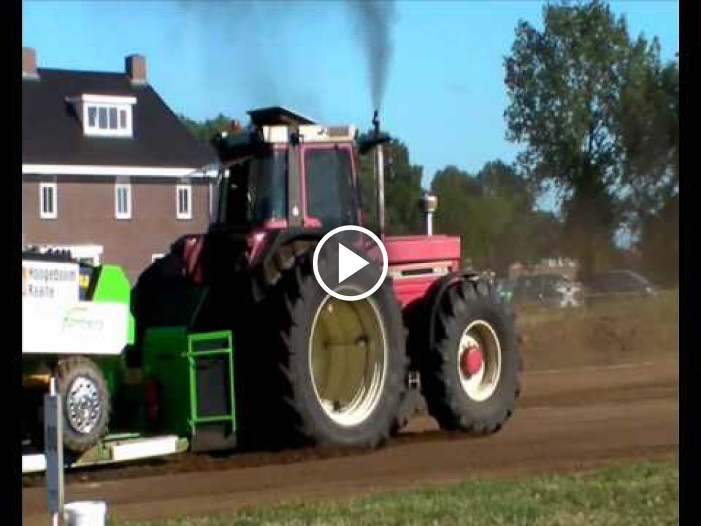 Vidéo International Harvester ....1455 XL
