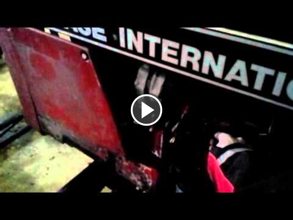 Videó Case International 745 XL