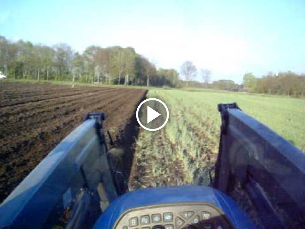 Wideo New Holland TS 100 A