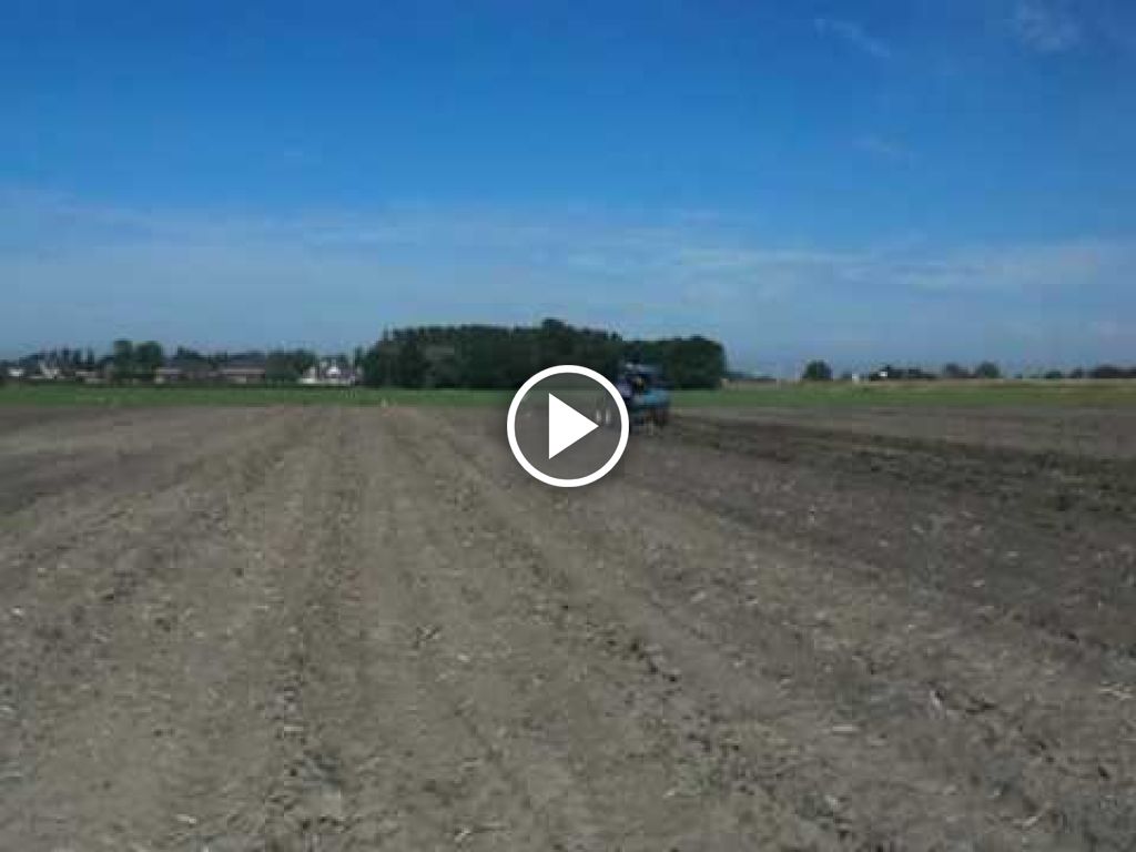 Wideo New Holland T 7030