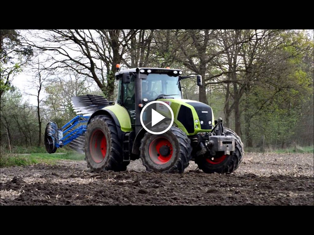 Wideo Claas Axion 820