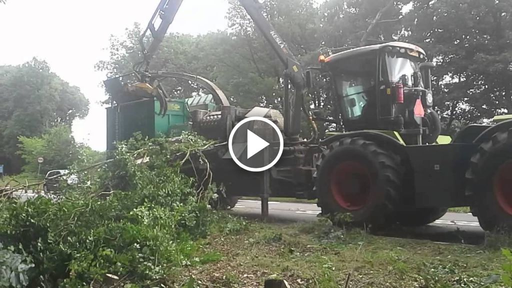 Video Claas Xerion 3800 VC