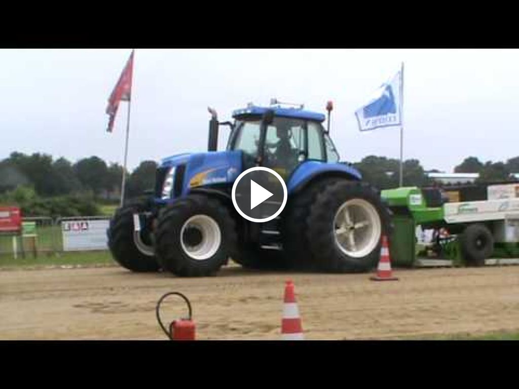 Wideo New Holland T 8050