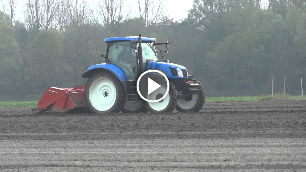 Wideo New Holland T 6020 Elite