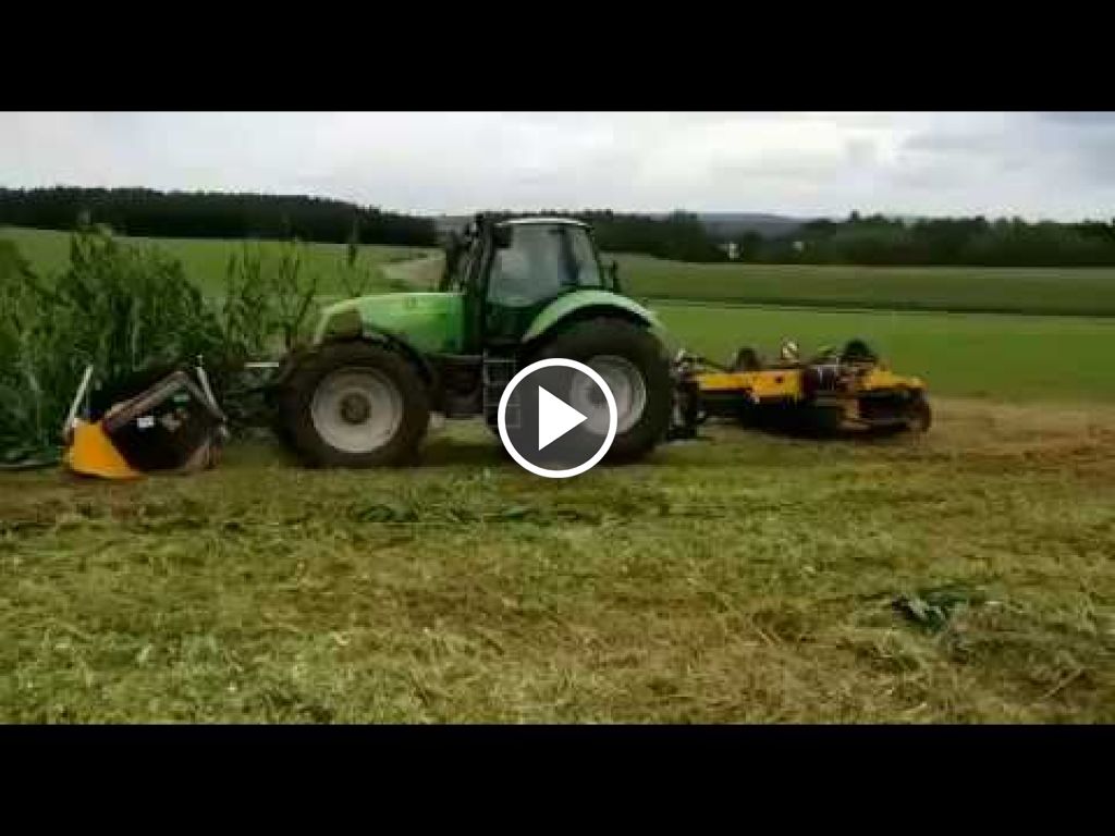 Video Deutz-Fahr Agrotron 230