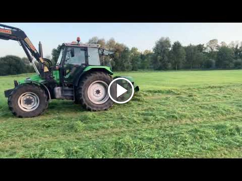 Vidéo Deutz-Fahr Agroxtra 4.47