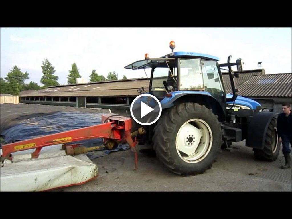 Wideo New Holland TM 120