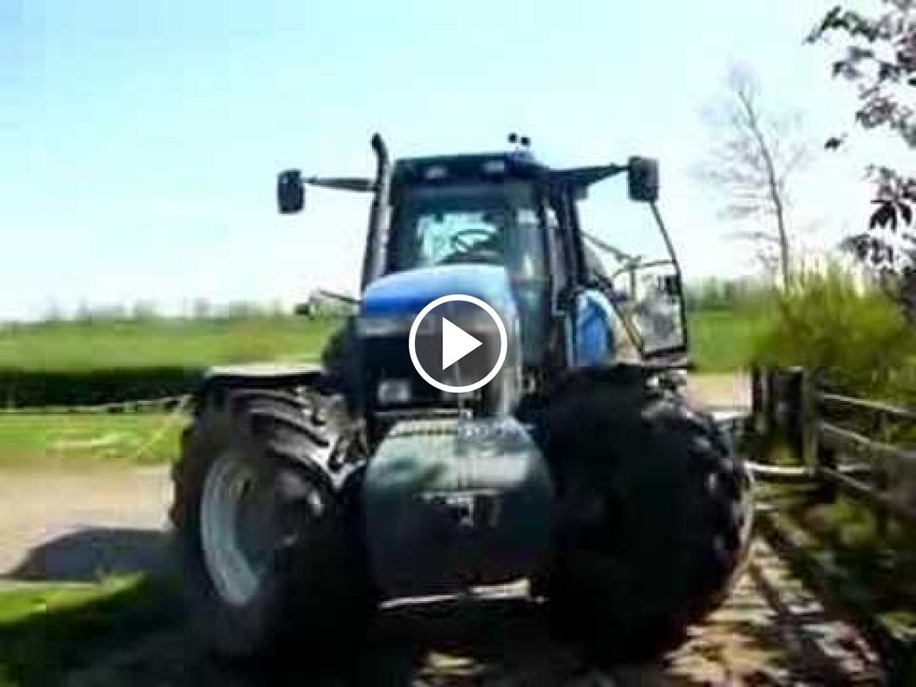 Wideo New Holland 8670 A