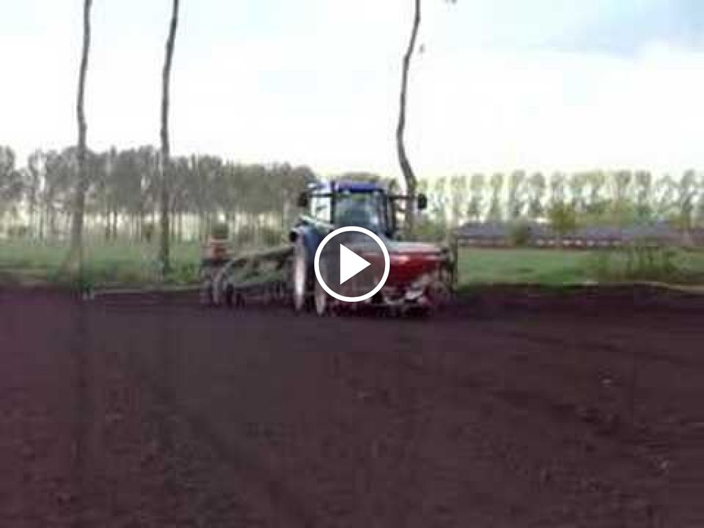 Wideo New Holland 7635
