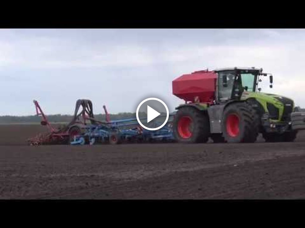 Wideo Claas Xerion 4000