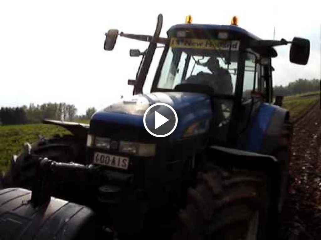 Vidéo New Holland TM 155