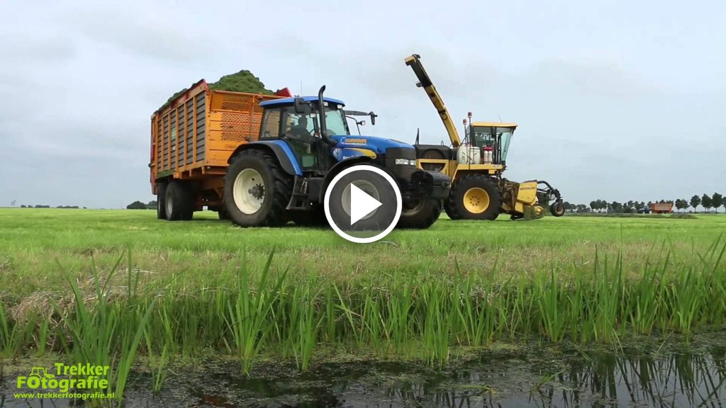 Wideo New Holland FX 375