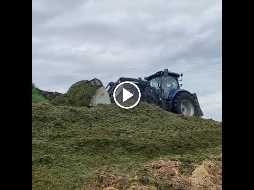 Video New Holland T 7.225