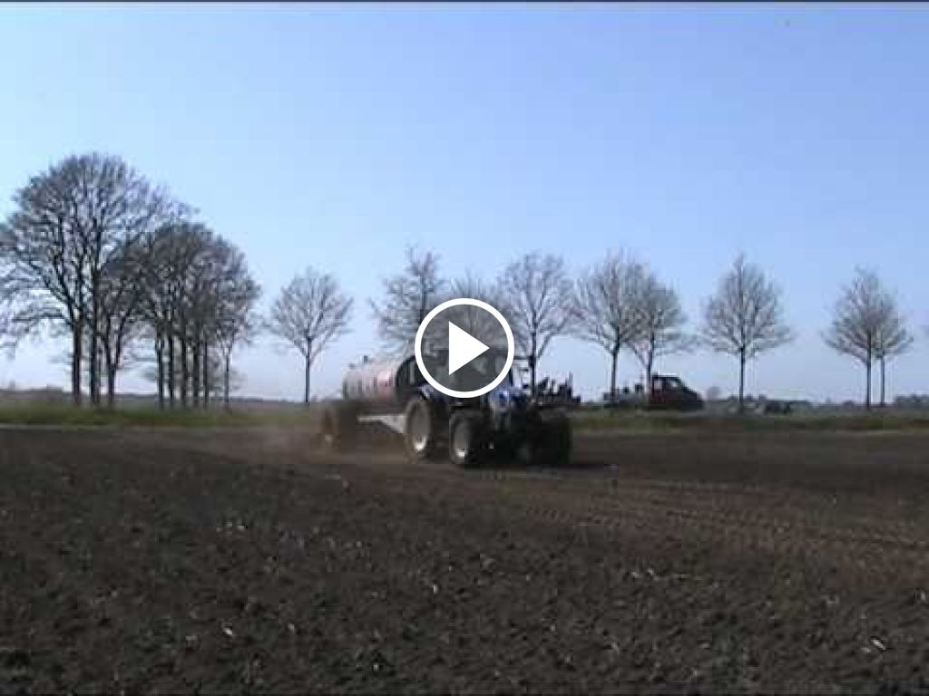 Vidéo New Holland TS 115 A