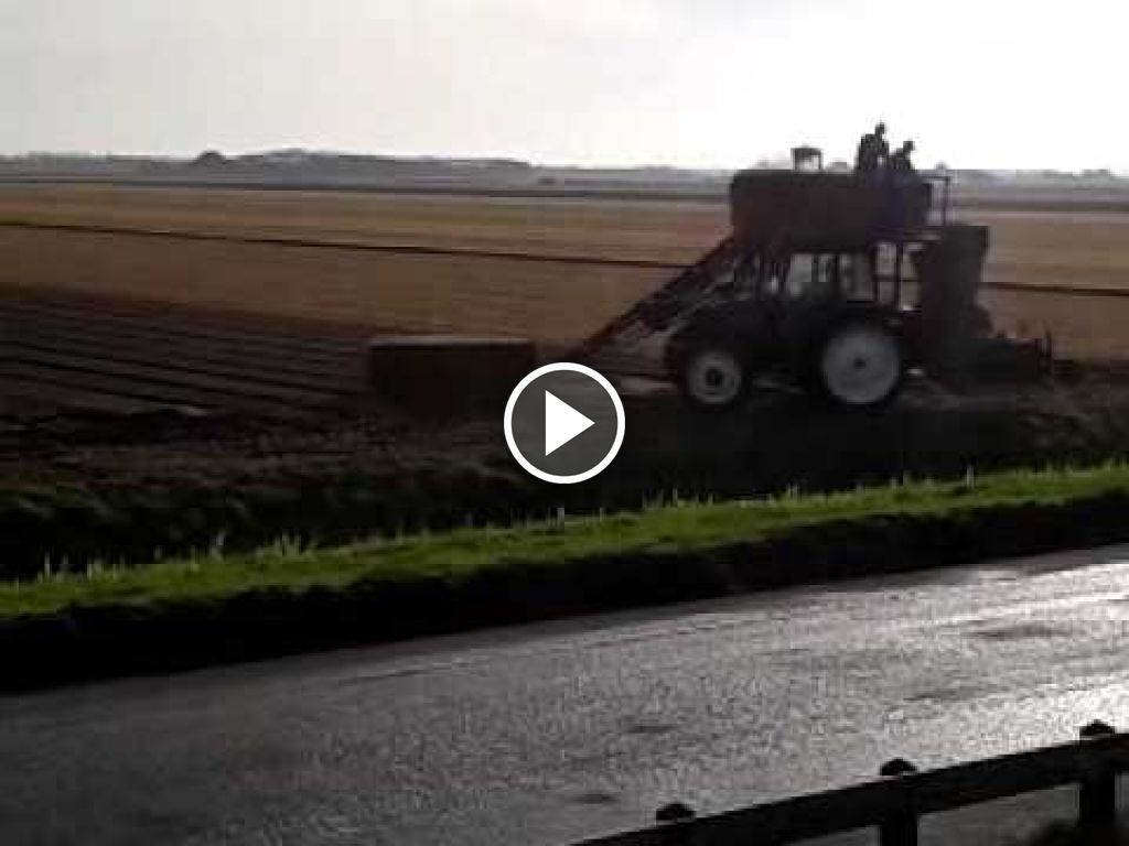 Video New Holland TS 90