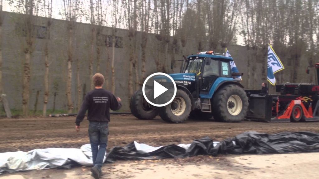 Video New Holland 8970