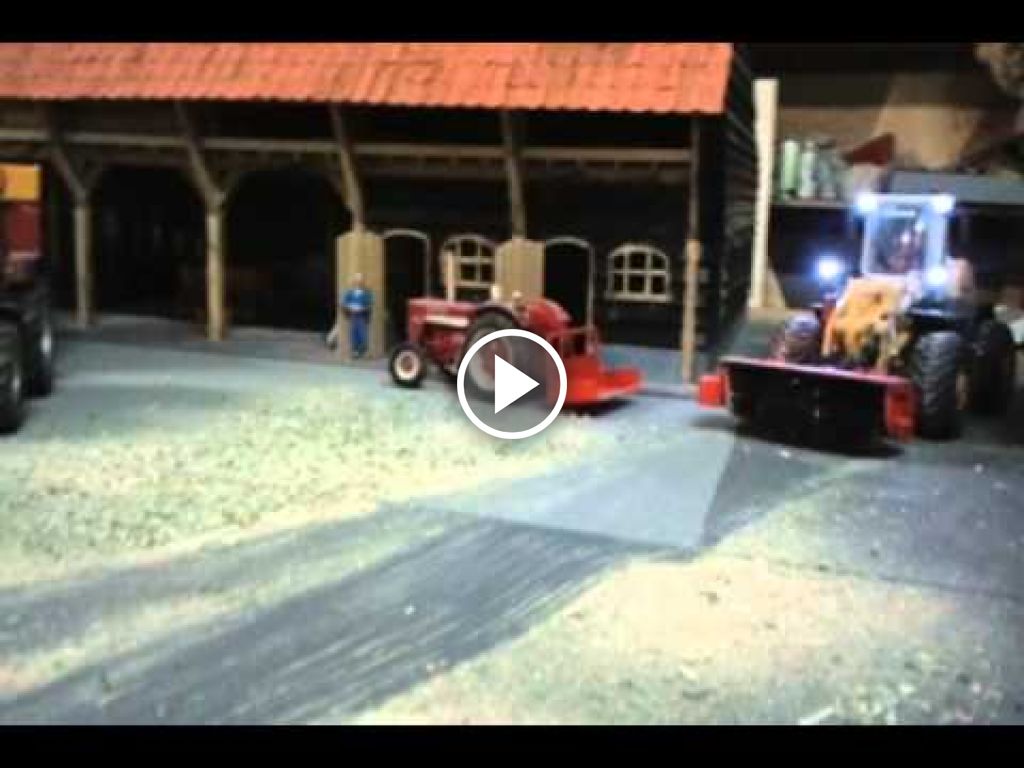 Videó Landbouw miniaturen 1:32 Liebherr