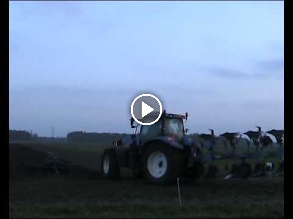 Vidéo New Holland TS 115 A