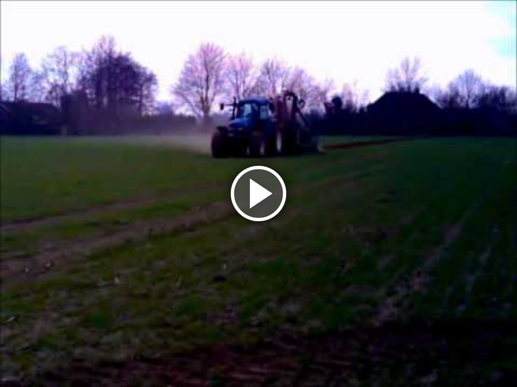 Video New Holland 8360