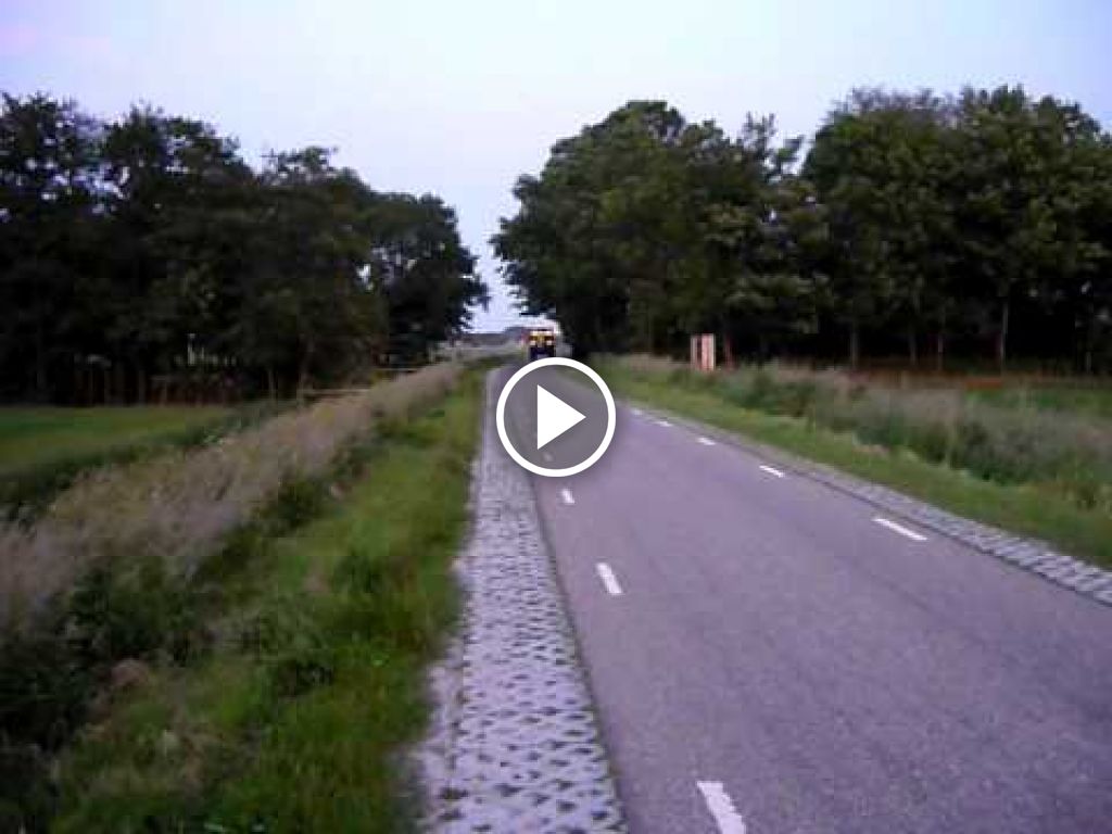 Vidéo New Holland T 7050