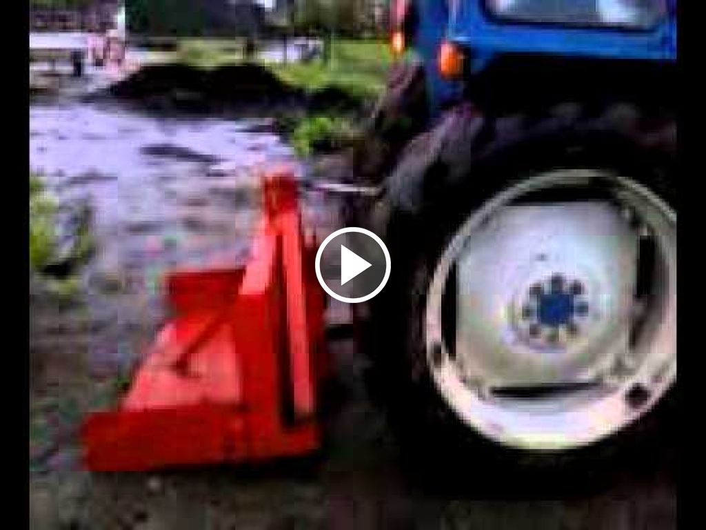 Wideo Ford 4600