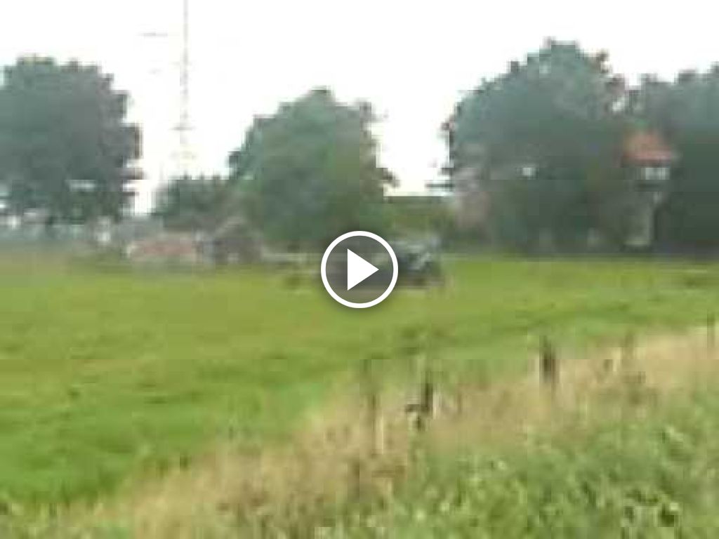 Videó Deutz-Fahr Agrotron 115