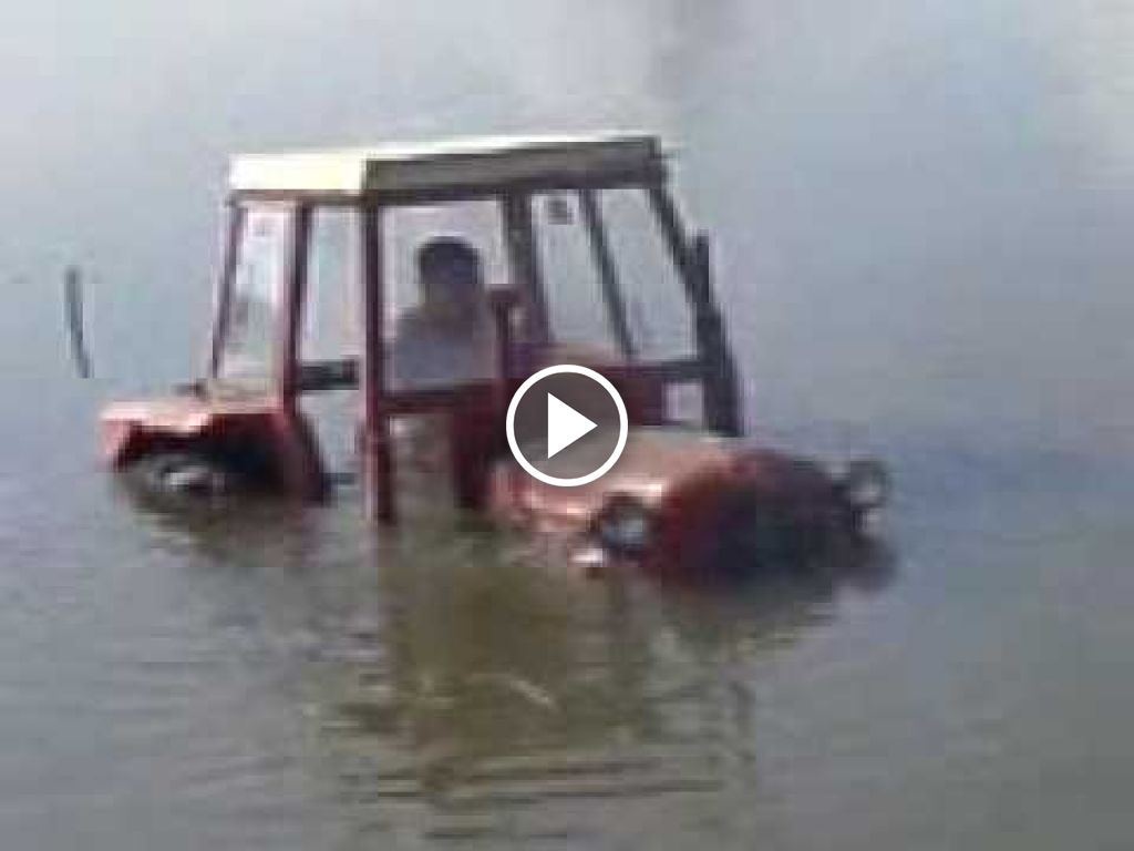 Videó BLOOPERS In het water