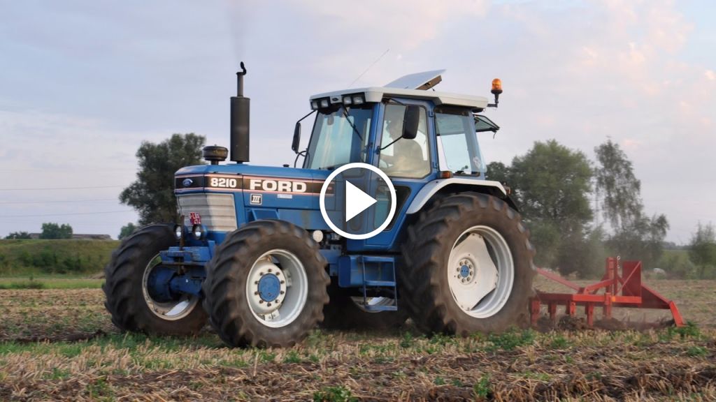 Wideo Ford 8210
