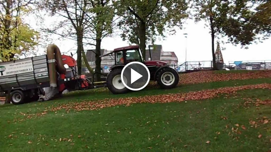 Wideo New Holland TN65S
