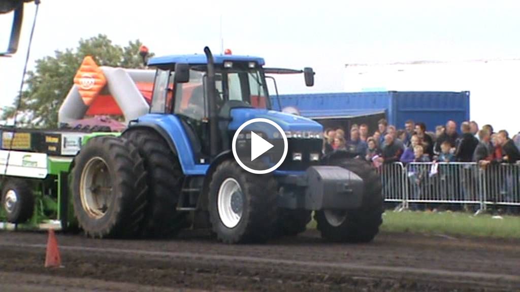 Wideo New Holland 8870 A