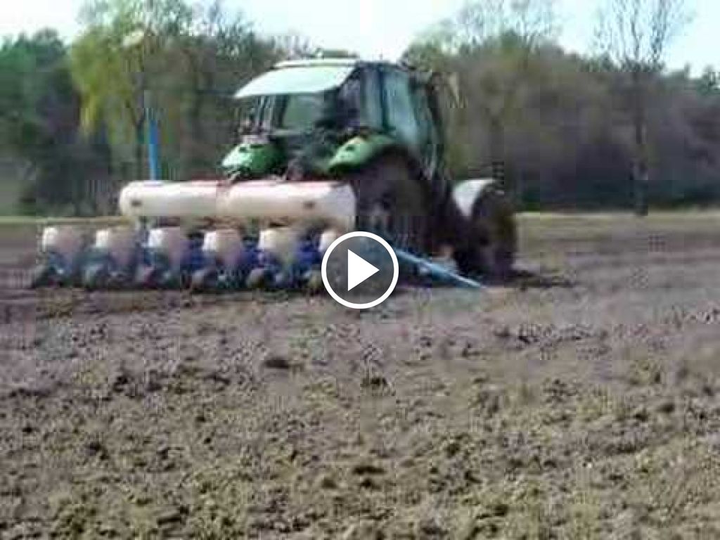 Videó Deutz-Fahr Agrotron 106