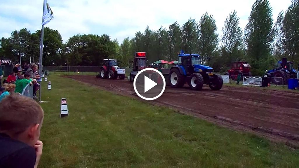 Wideo New Holland TM 190
