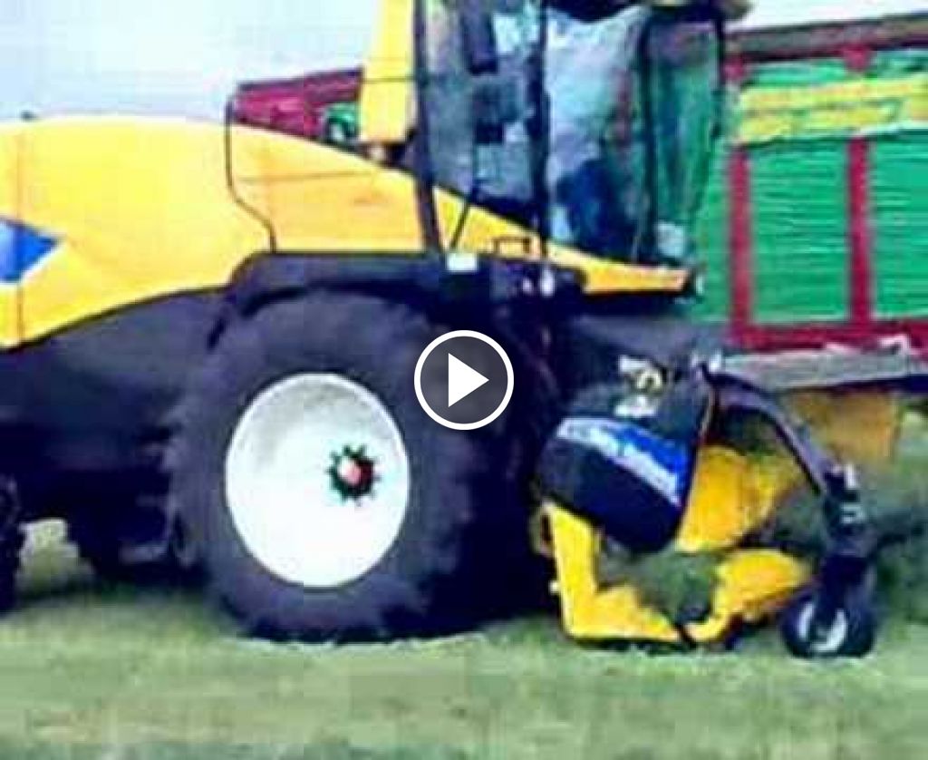 Wideo New Holland FR 9090