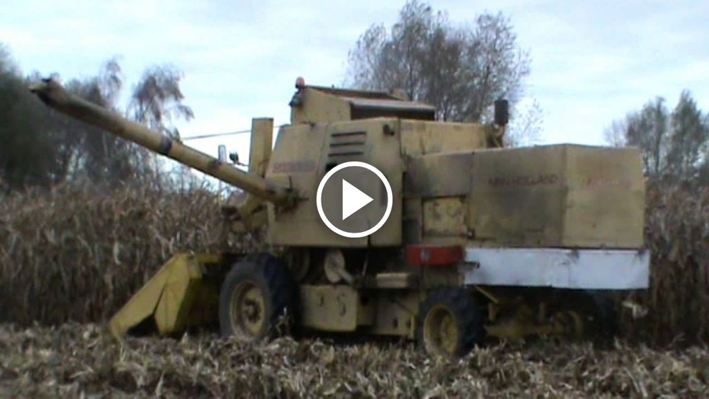 Video New Holland Clayson 1545