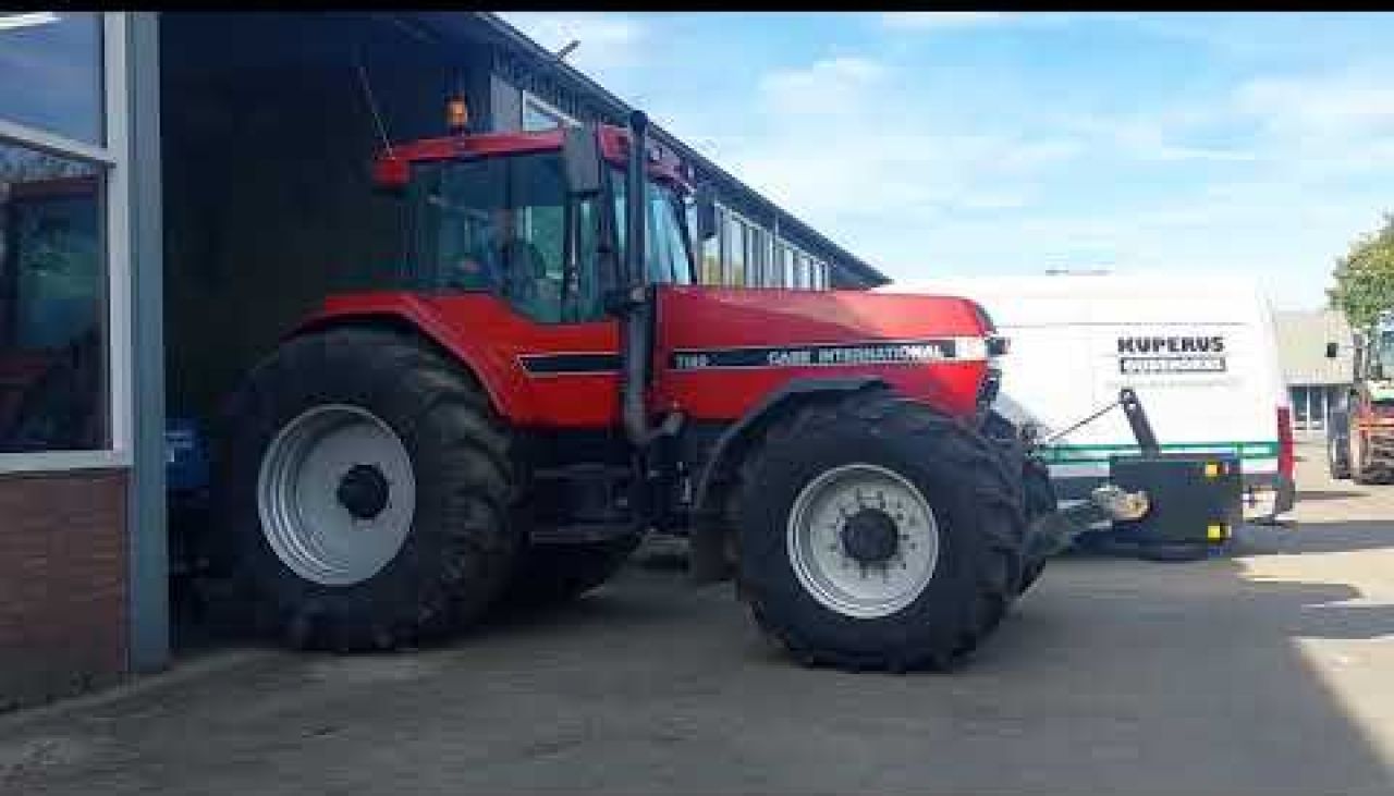 Case Magnum 7140 voor de waterrem